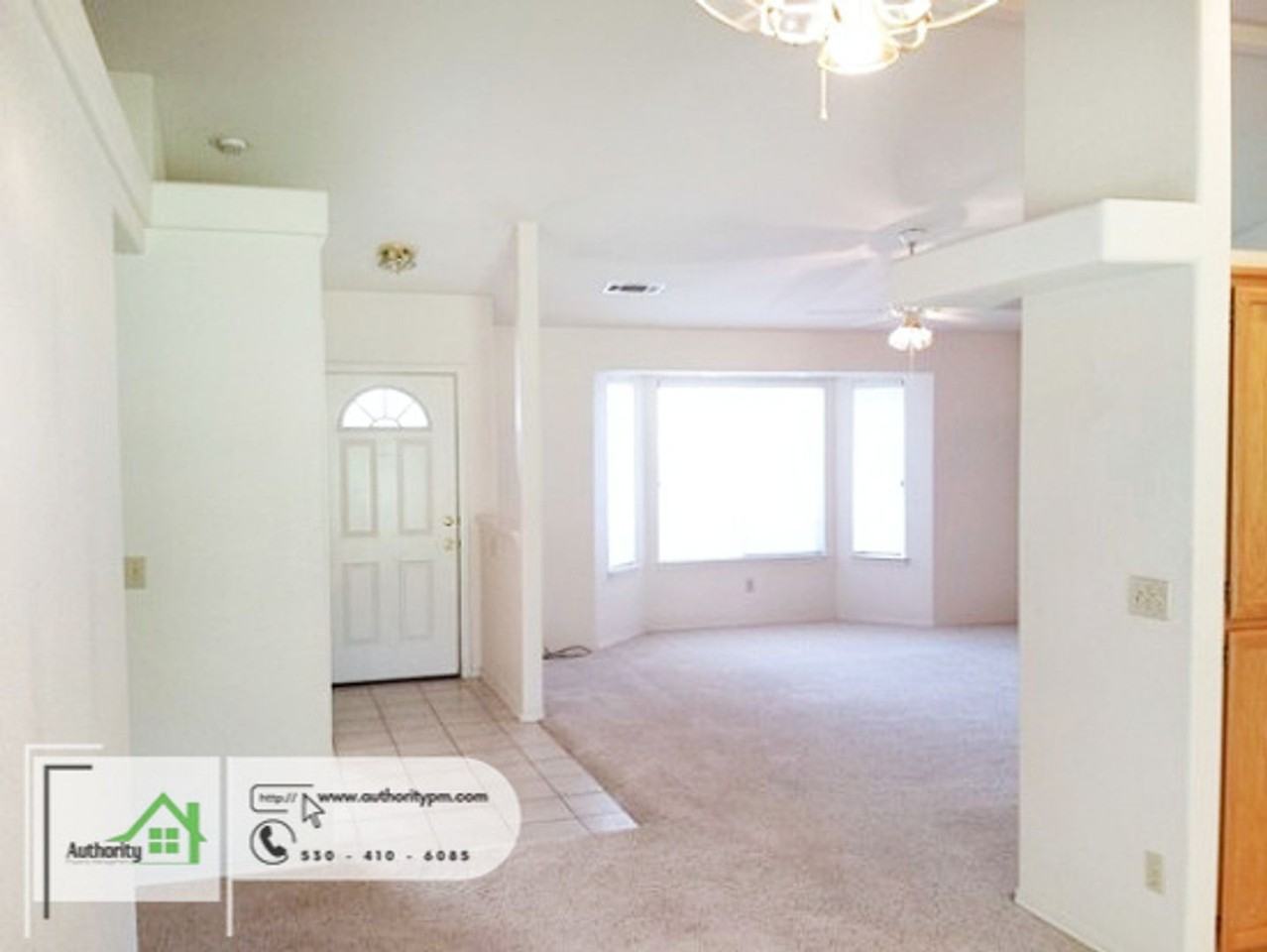 3323 Forest Homes Dr - Photo 6 of 18