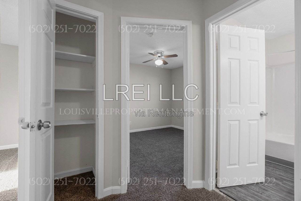 3413 Clingstone Way - Photo 7 of 32