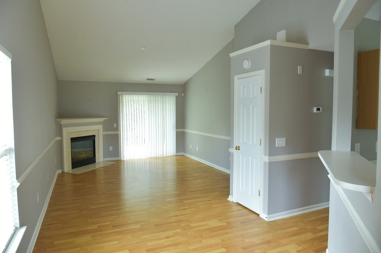 7523 Eben Dr - Photo 2 of 15