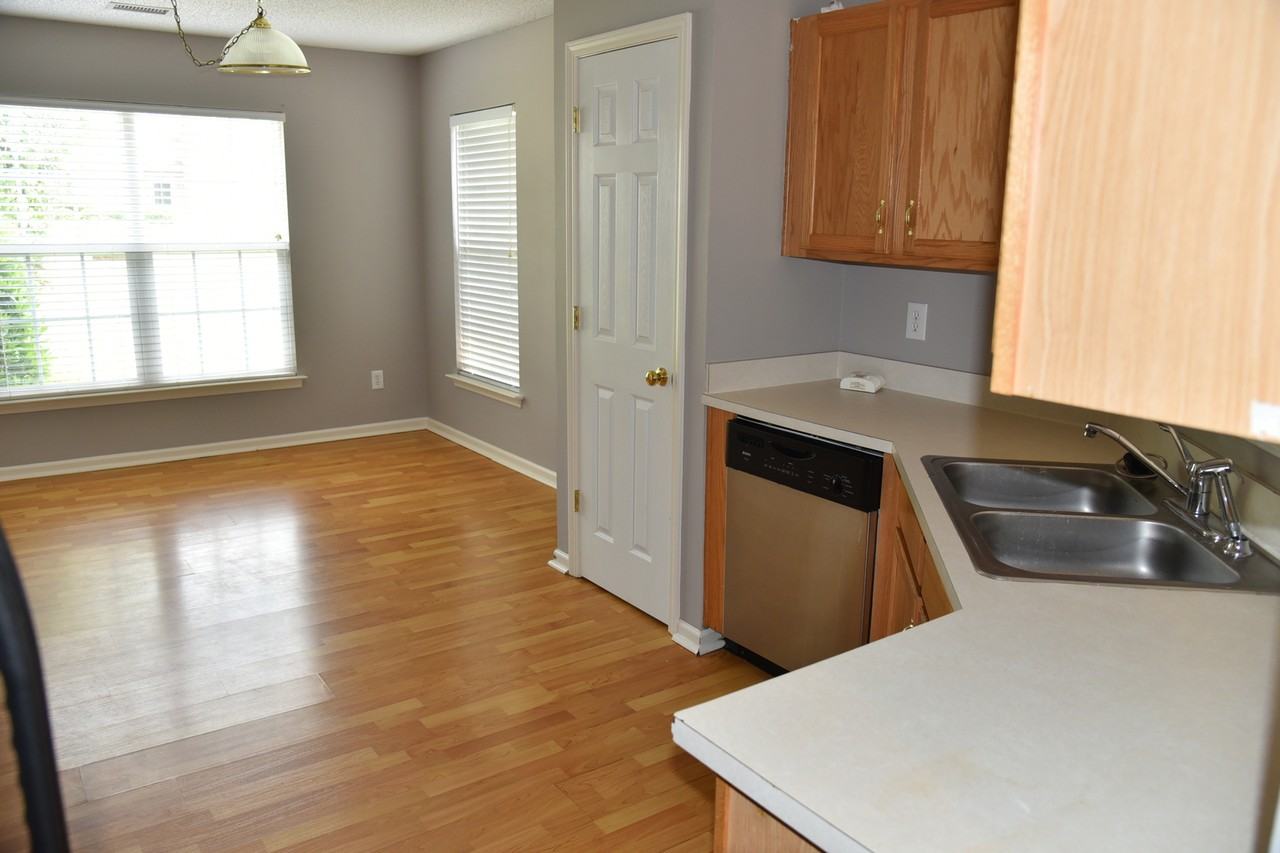7523 Eben Dr - Photo 3 of 15