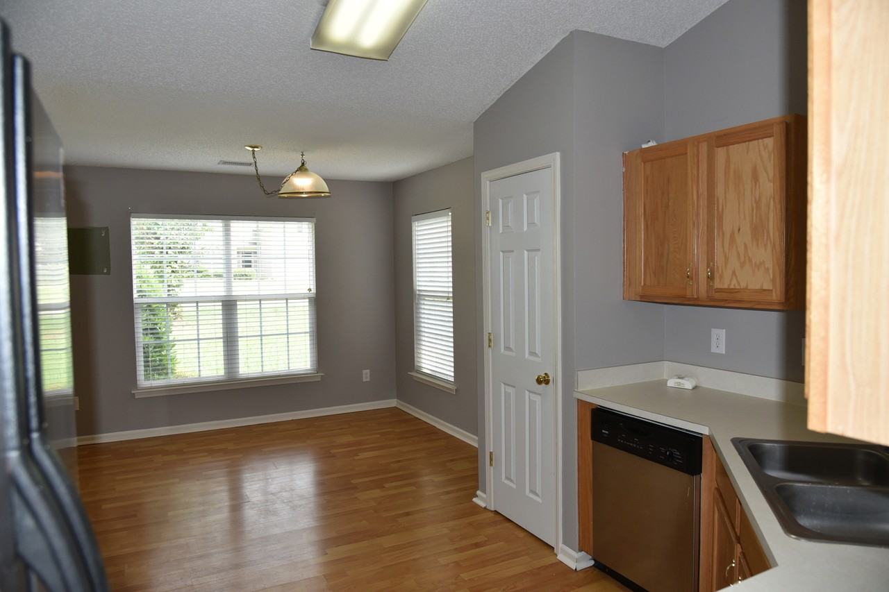 7523 Eben Dr - Photo 6 of 15