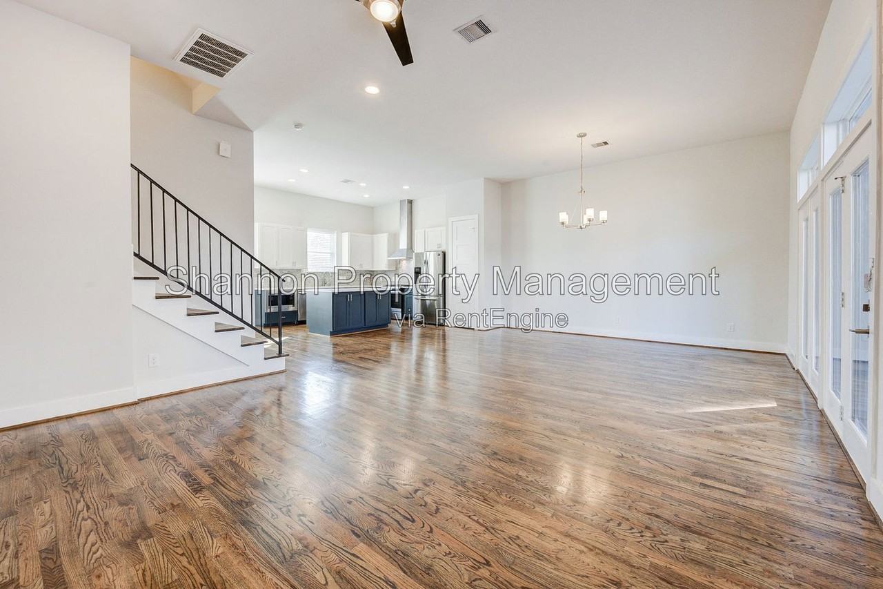1603 Colorado St - Photo 7 of 25
