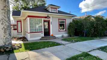 featured image of 1737 Chorro St