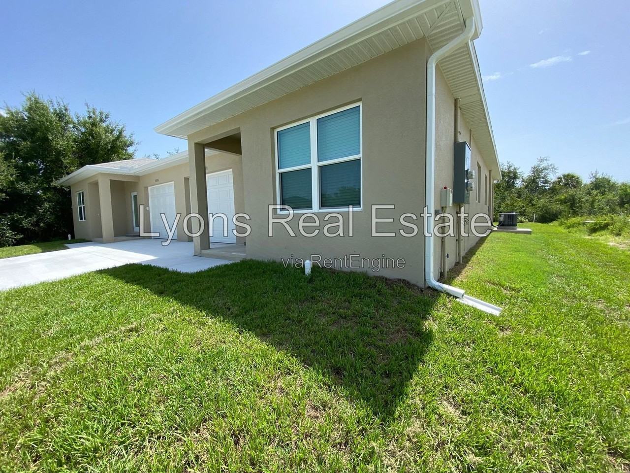 10398 Port Everglades St - Photo 3 of 23