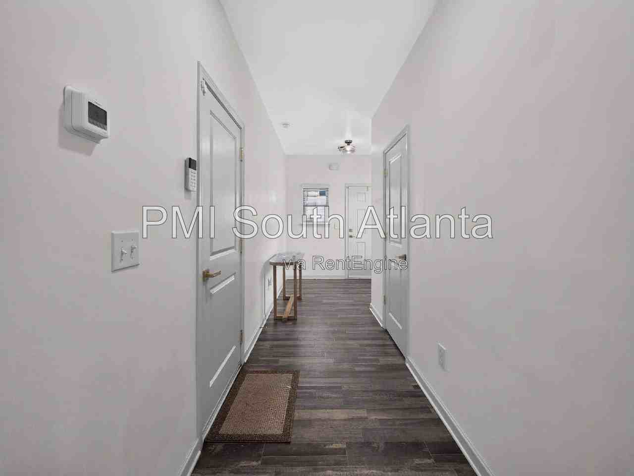 4925 Lower Elm St - Photo 5 of 30