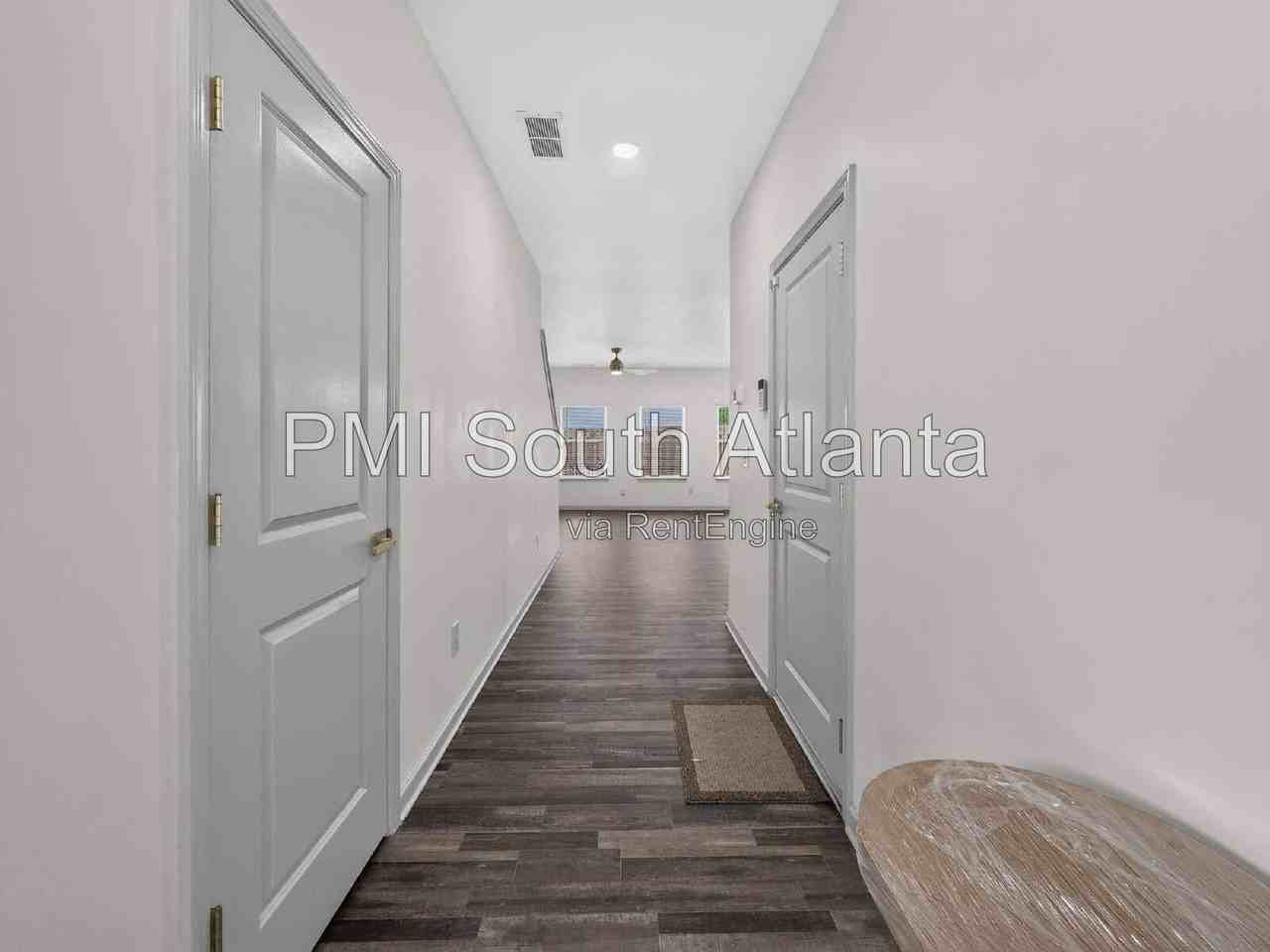 4925 Lower Elm St - Photo 7 of 30