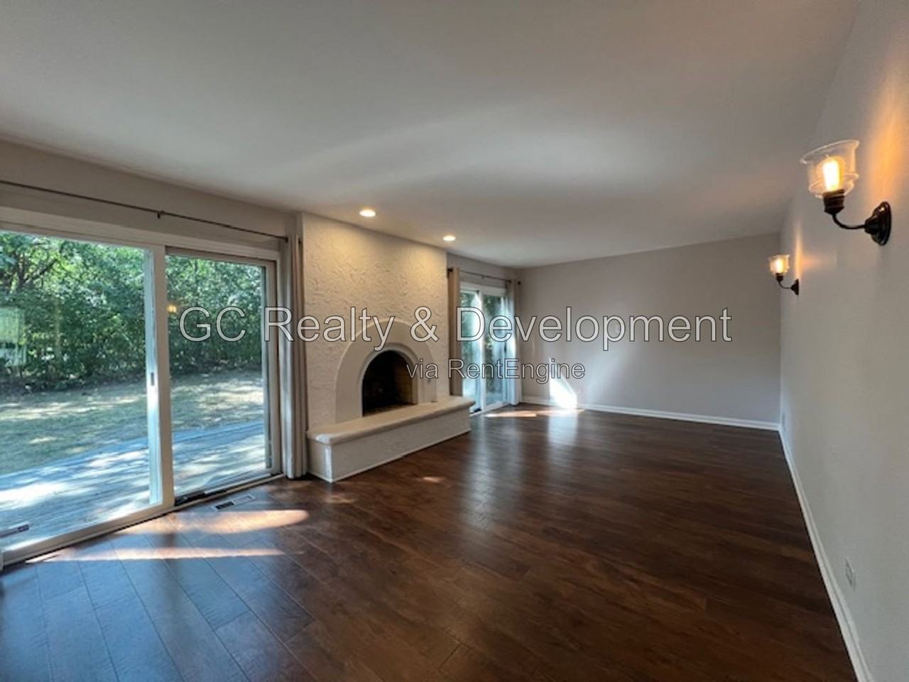 3148 Cottonwood Ct - Photo 2 of 44