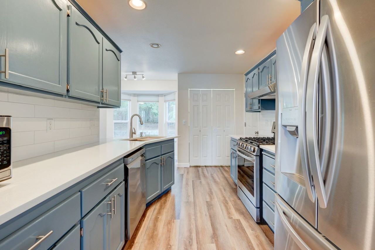 536 Sw Regency Dr - Photo 4 of 25