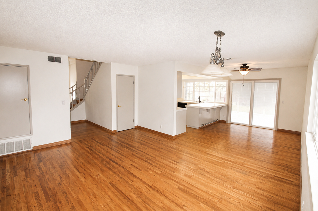 201 Burnett Ave - Photo 6 of 35