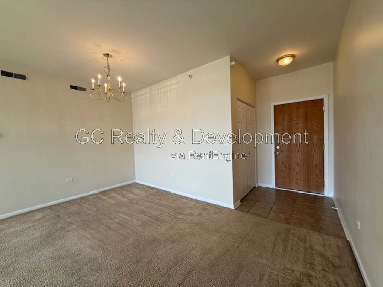515 Main St #401 - Photo 2 of 24