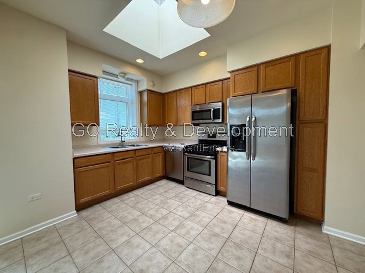 515 Main St #401 - Photo 5 of 24