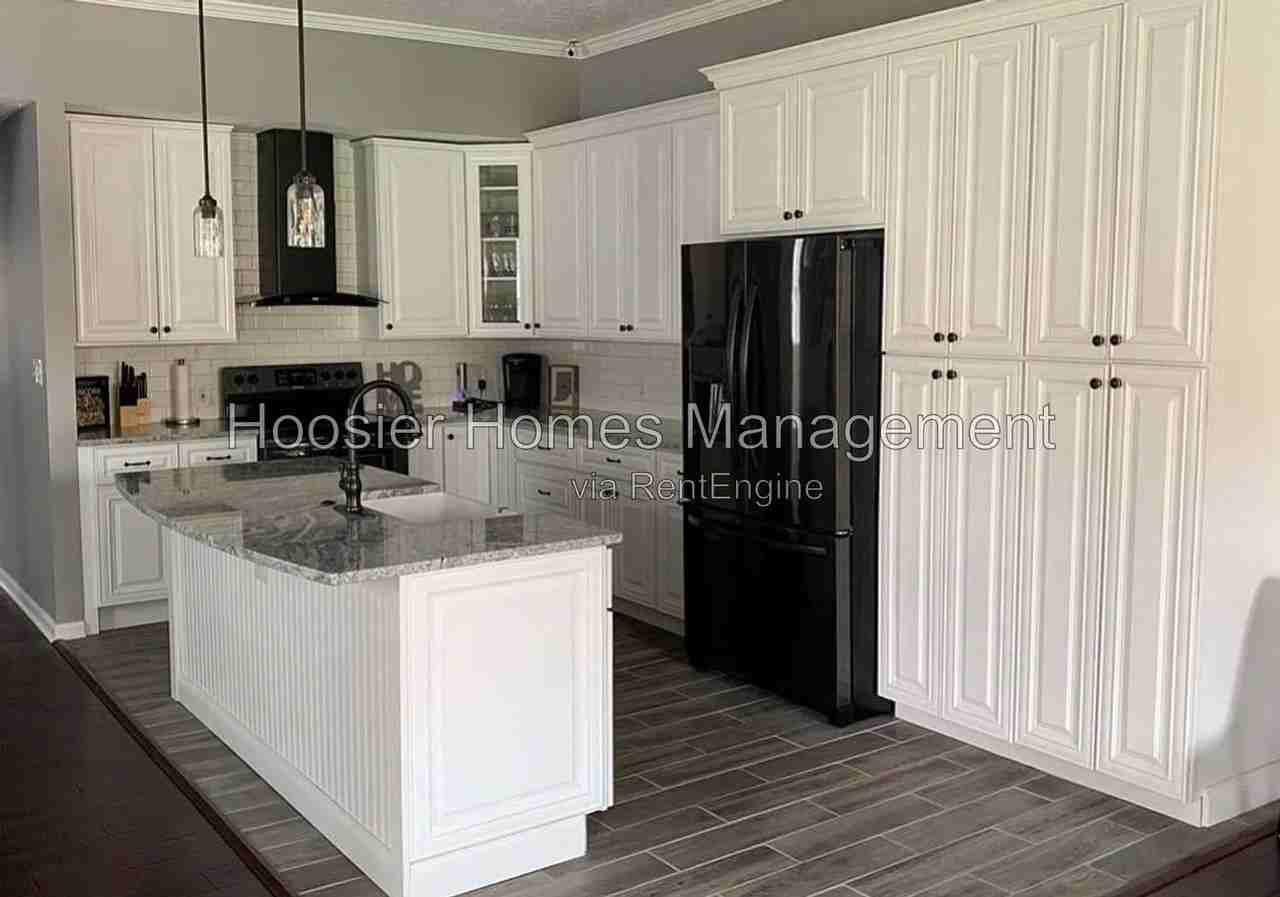 1301 Spann Ave - Photo 4 of 21