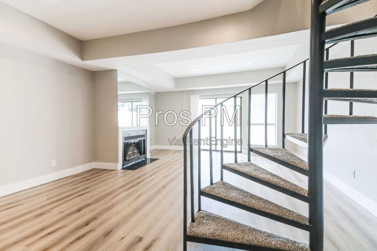 14140 Haymeadow Dr #130 - Photo 4 of 18