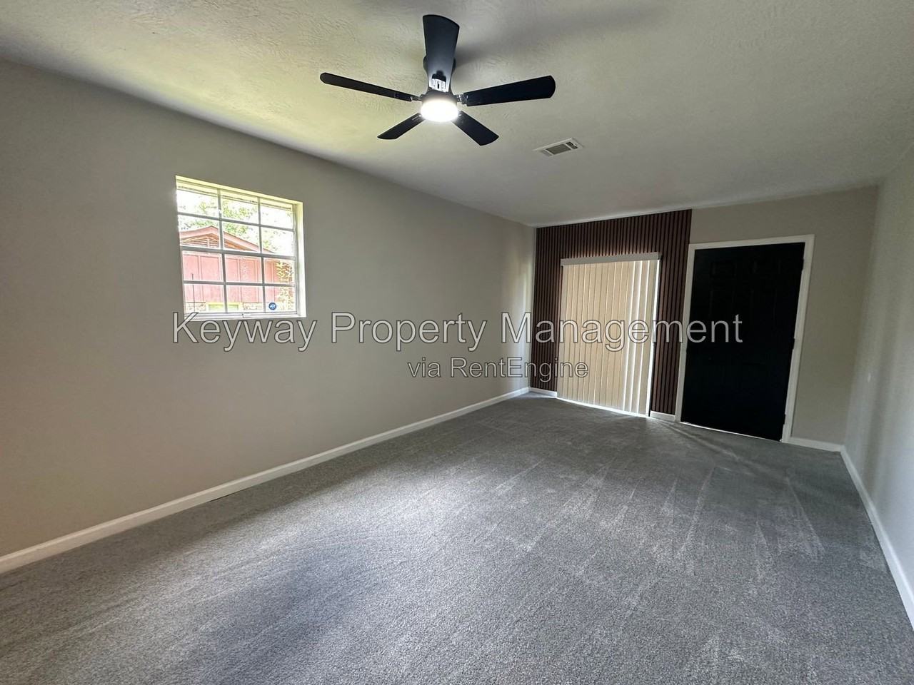 3606 Columbine Dr - Photo 3 of 12