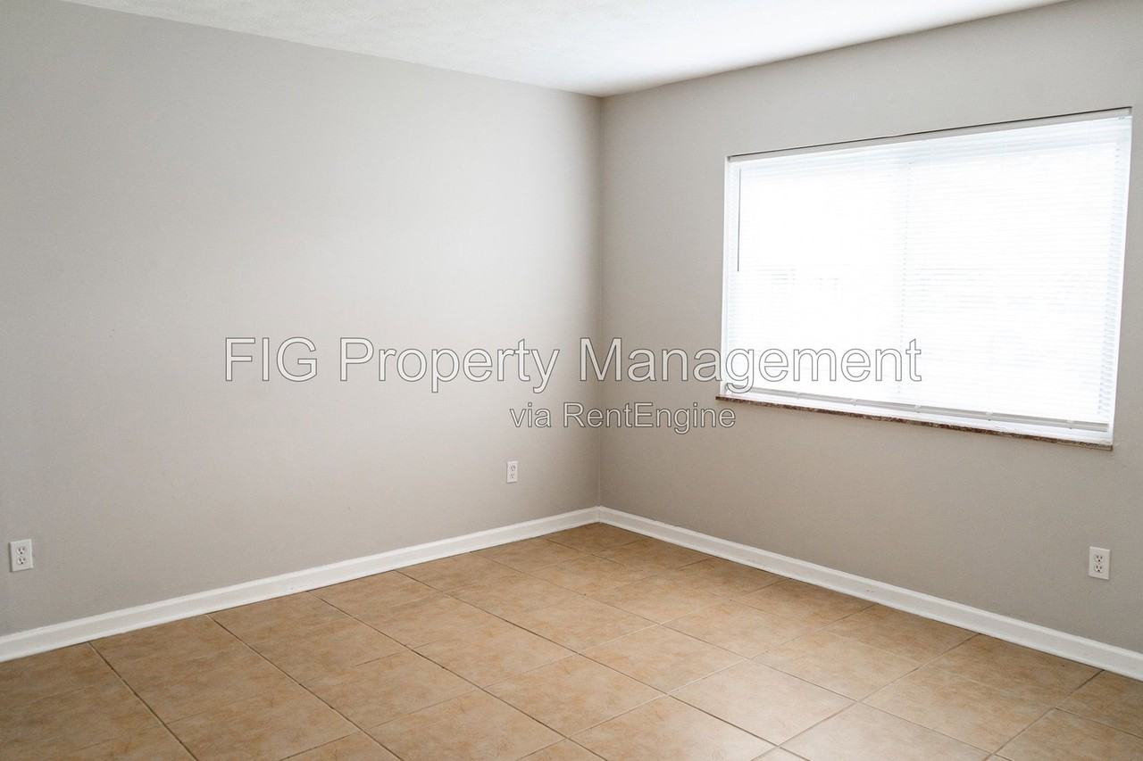 139 Louella Dr - Photo 2 of 13