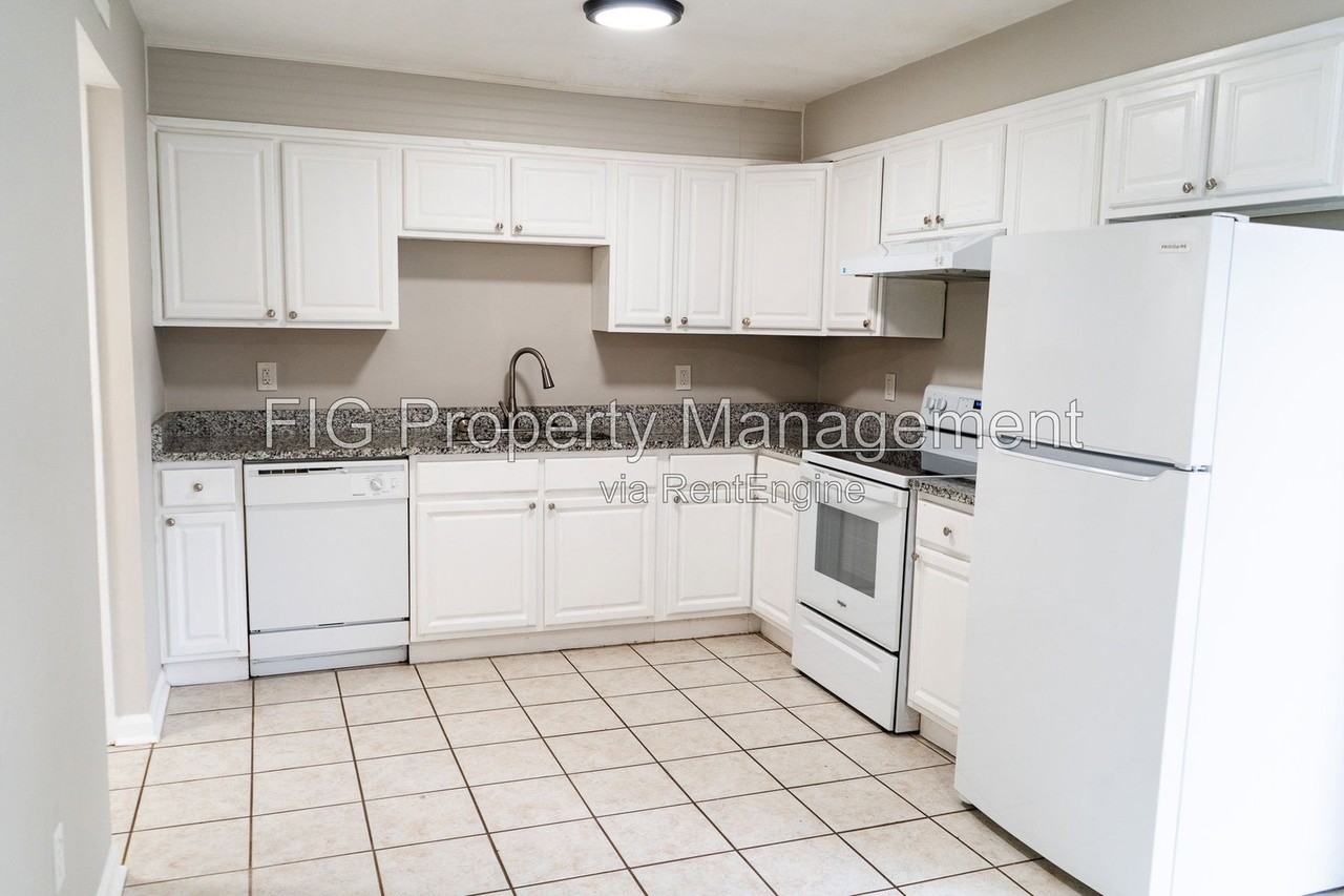 139 Louella Dr - Photo 3 of 13