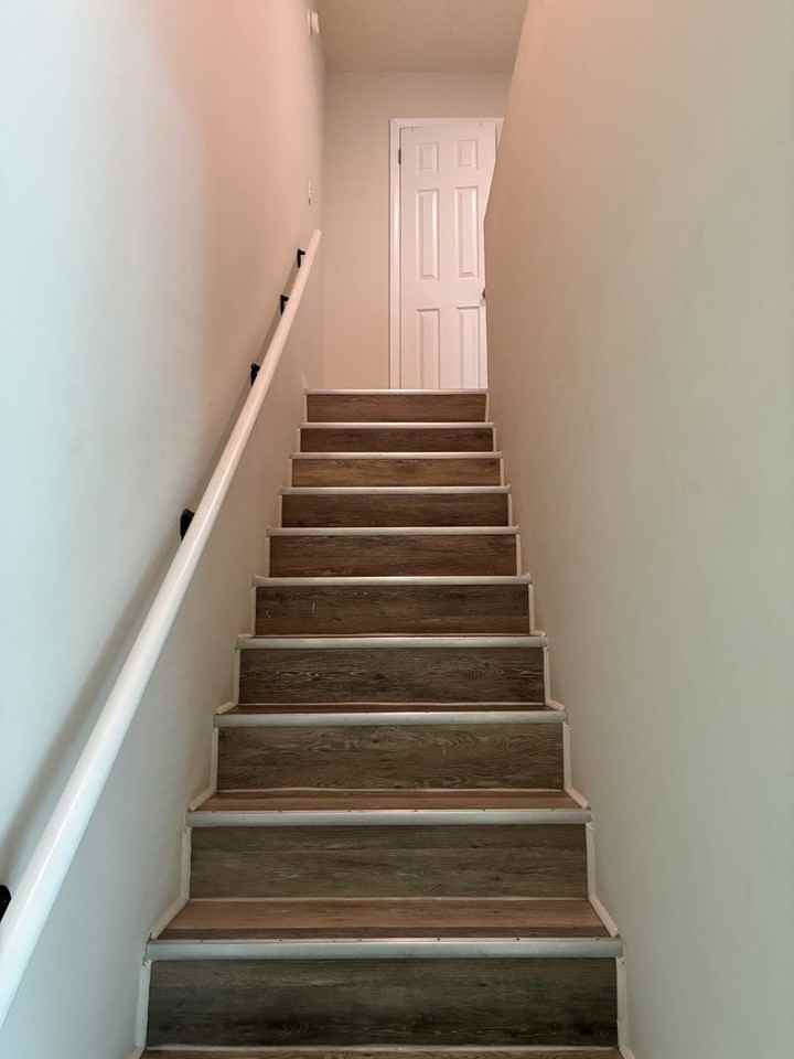 695 Douglas Dr - Photo 7 of 13