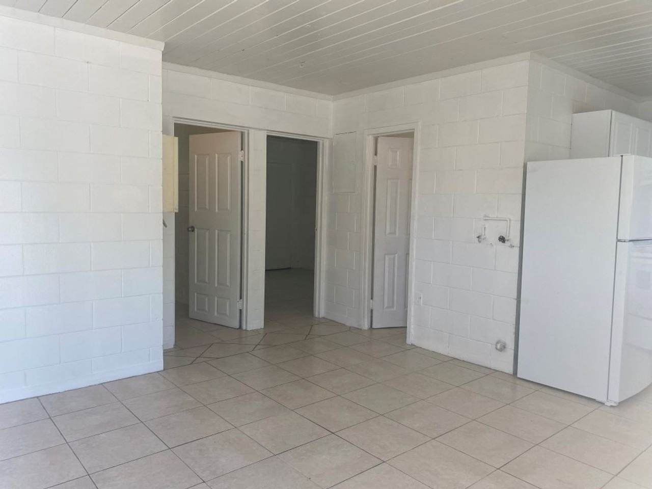 709 Boston Ave - Photo 3 of 12