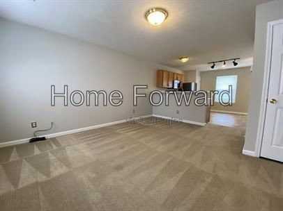 461 Dabney Dr - Photo 4 of 14