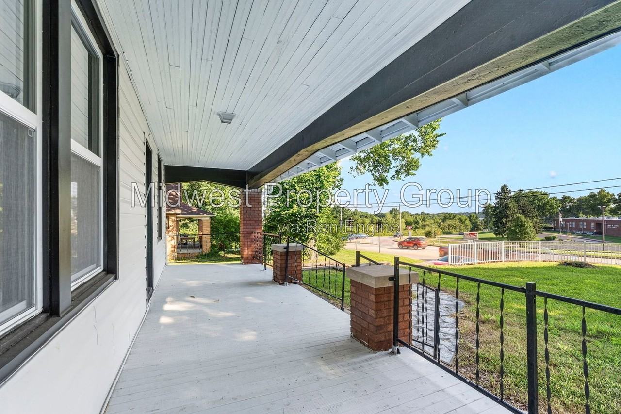 11560 Old Halls Ferry Rd - Photo 3 of 40