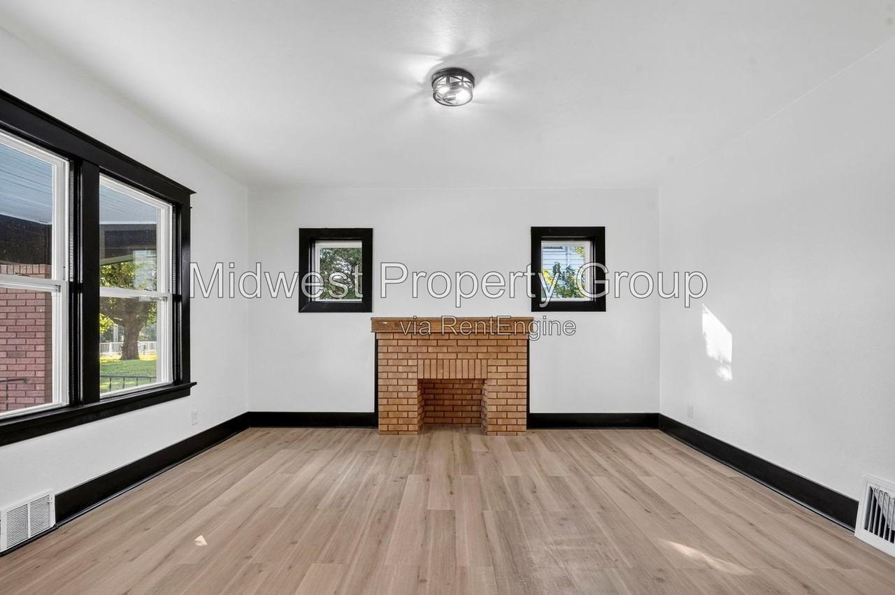 11560 Old Halls Ferry Rd - Photo 7 of 40