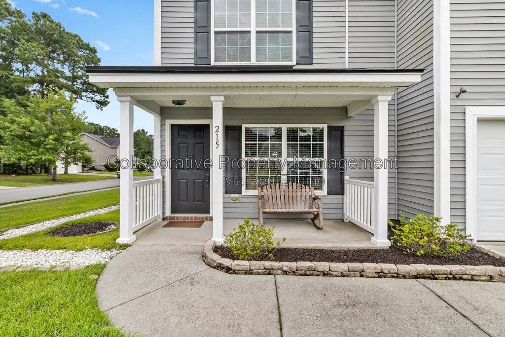 215 Tigers Paw Dr - Photo 3 of 46