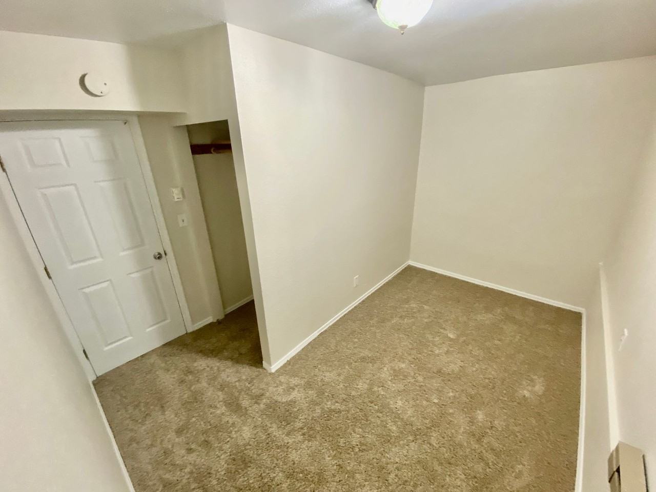 4209 37th Ave S #C - Photo 5 of 11