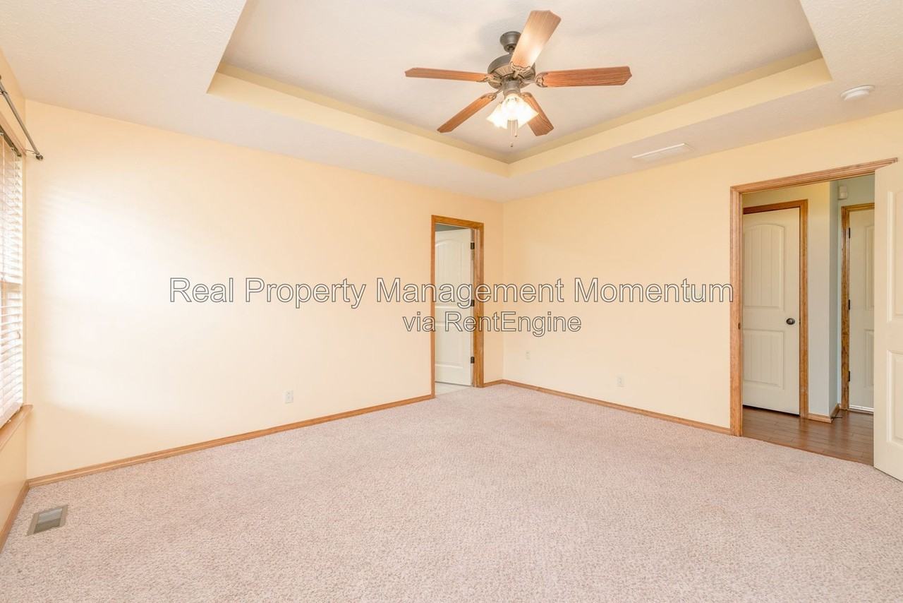 732 E Gallup Hill Rd - Photo 5 of 36