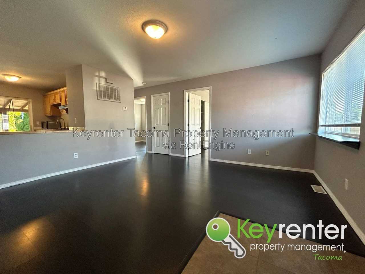 221 Sunset Dr - Photo 2 of 23