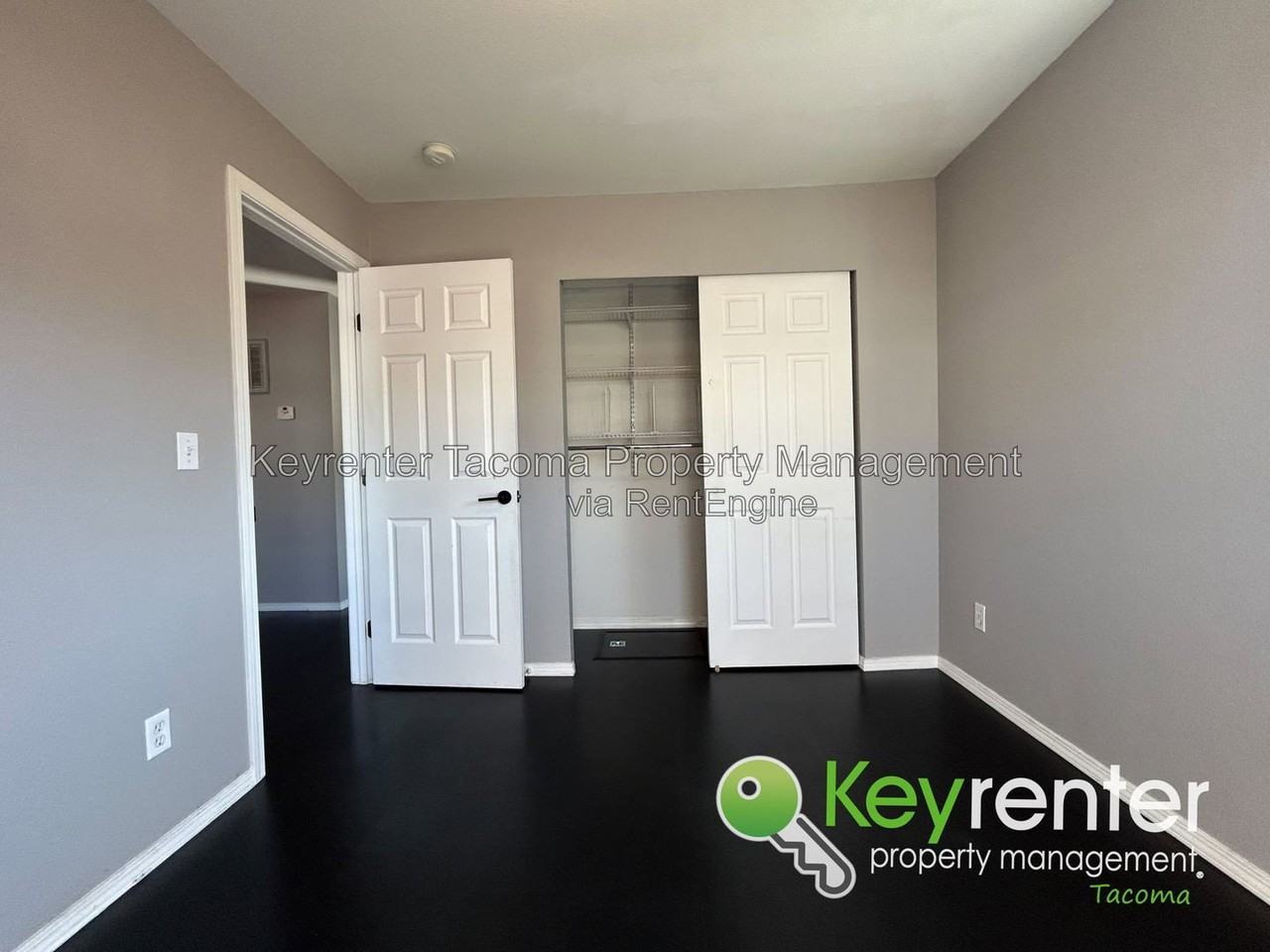 221 Sunset Dr - Photo 7 of 23