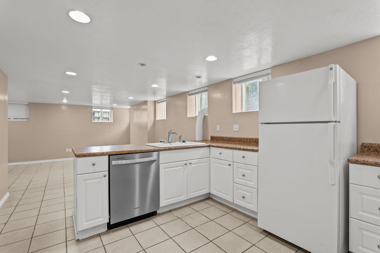 The Provo Home You've Been Waiting For - Photo 5 of 23