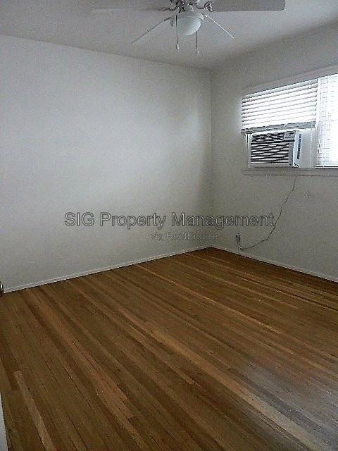 1702 W Victory Blvd - Photo 7 of 11