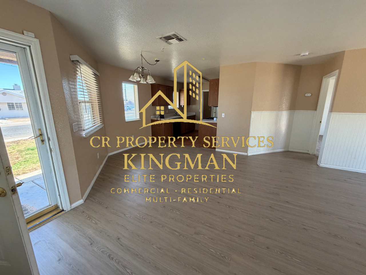3246 Calumet Ave - Photo 2 of 6