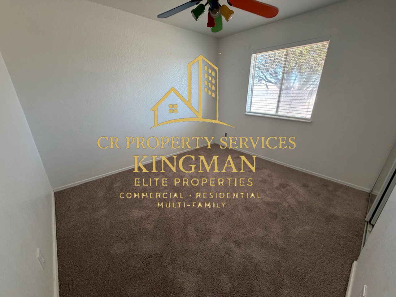 3246 Calumet Ave - Photo 4 of 6
