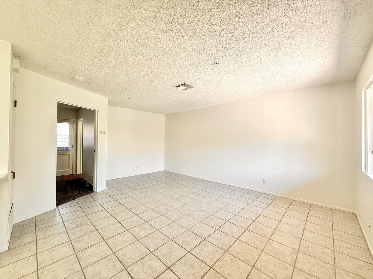 44620 San Rafael Ave #06 - Photo 2 of 13