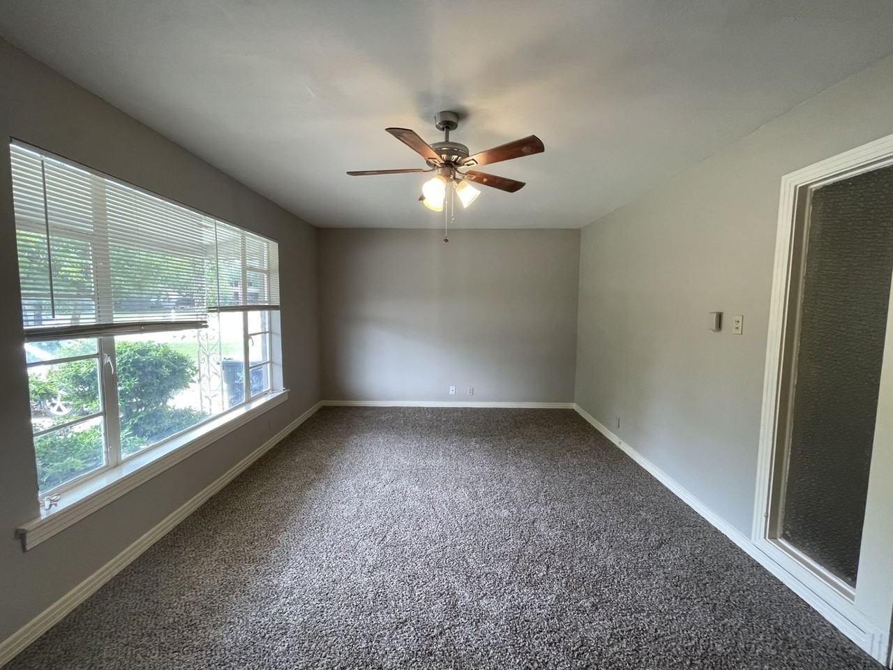 815 Dugan St - Photo 2 of 8