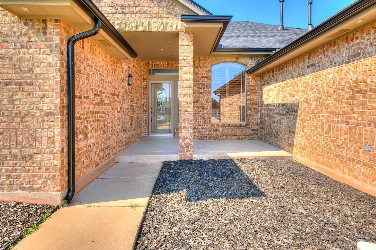 10811 Blue Sky Dr - Photo 5 of 42