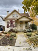 featured image of 1224 E 2nd Ave
