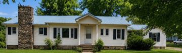 featured image of 1009 Broadway St