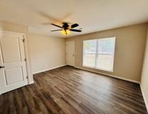 101 N Oak St - Photo 1 of 1