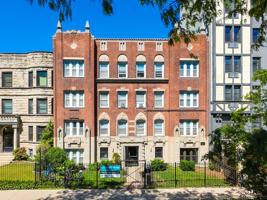 featured image of 5710 N Winthrop Ave