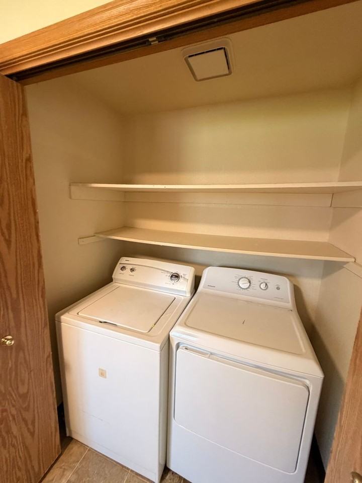 3622 W Rose Hill St - Photo 2 of 14