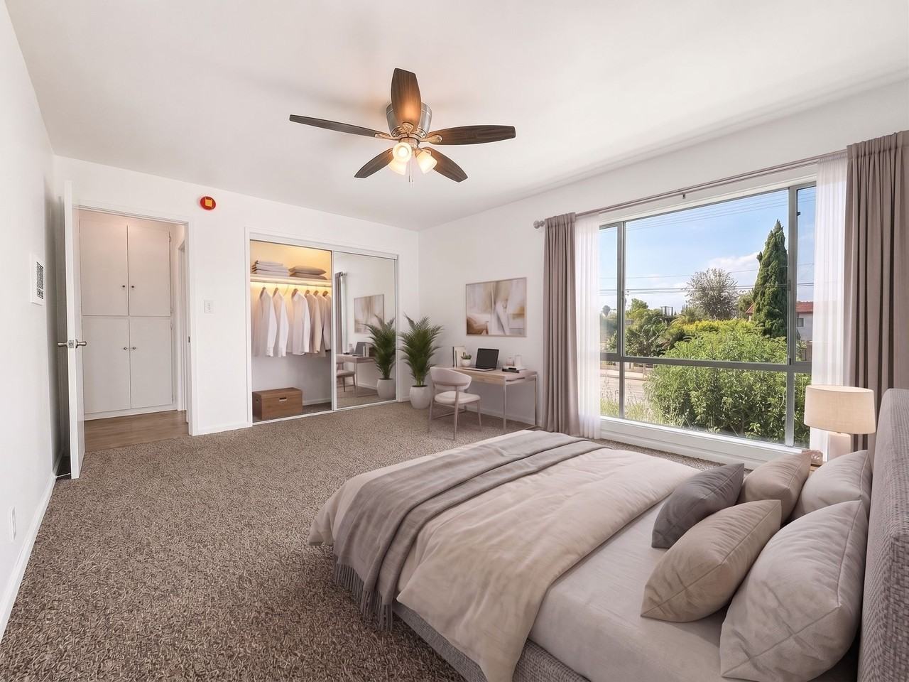 Oversized 1 BR with a Pool at 10822 Victory Blvd North Hollywood, CA 91606 - Photo 3 of 10