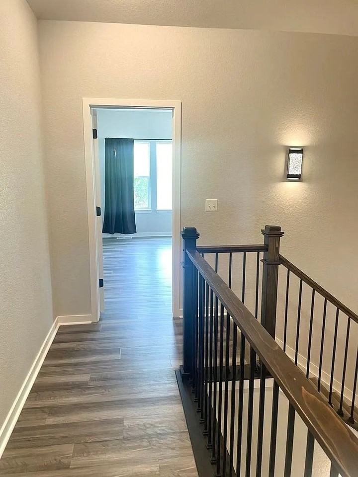 2828 2828 Straus Lane  - 2828 Straus Lane - Photo 3 of 19