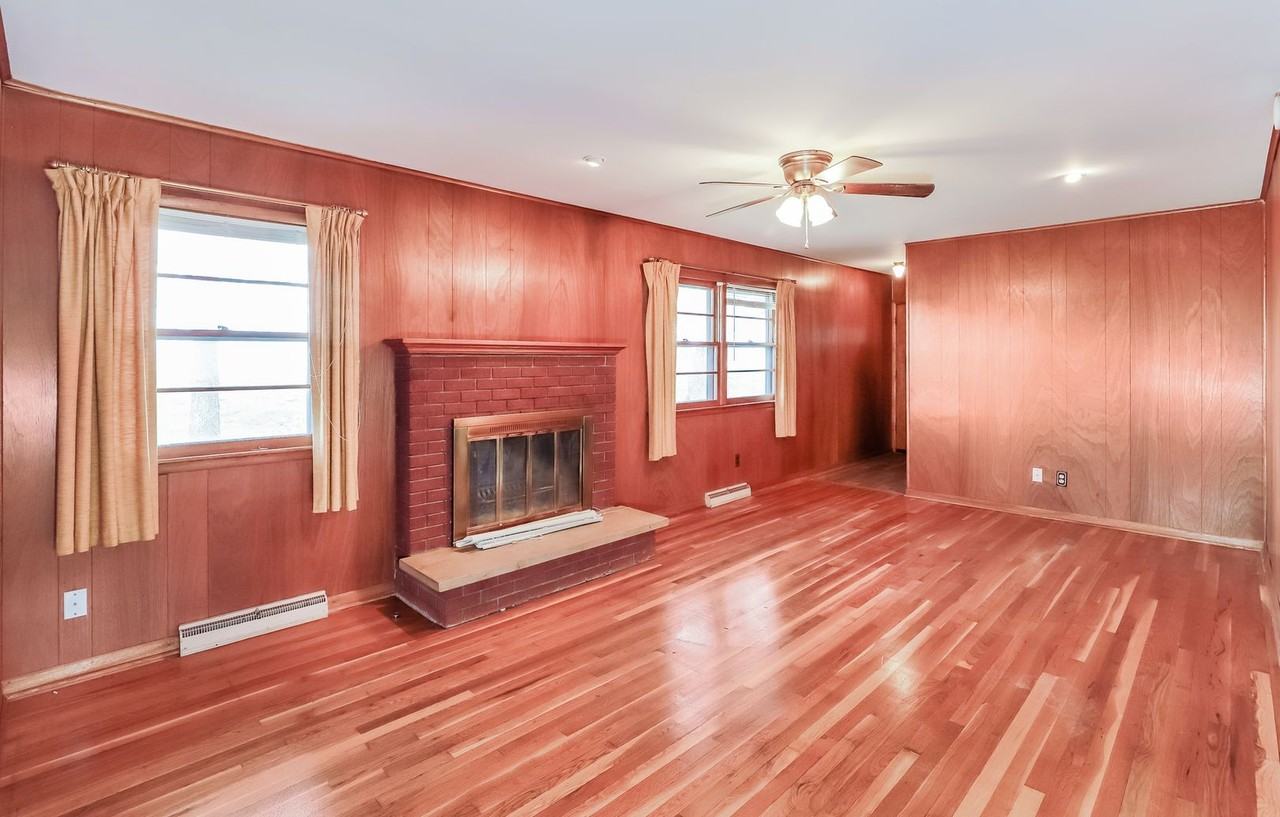 3445 Se 45th St - Photo 5 of 19