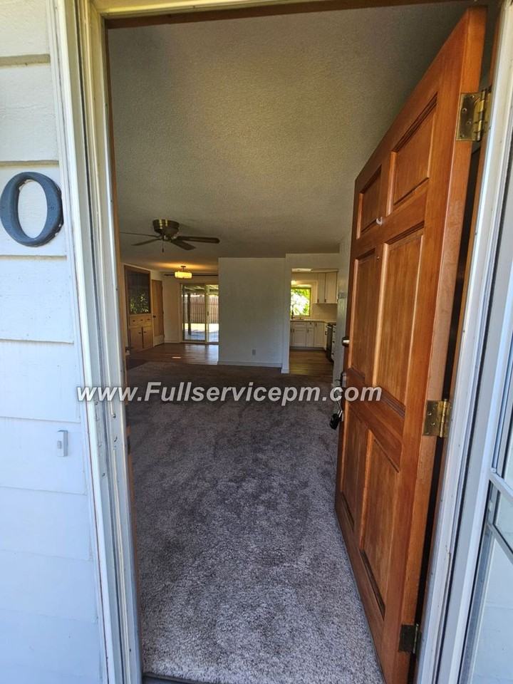 1800 4th St Ne - Photo 3 of 41