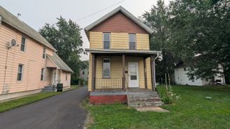 1316 4th St Ne - Photo 1 of 1