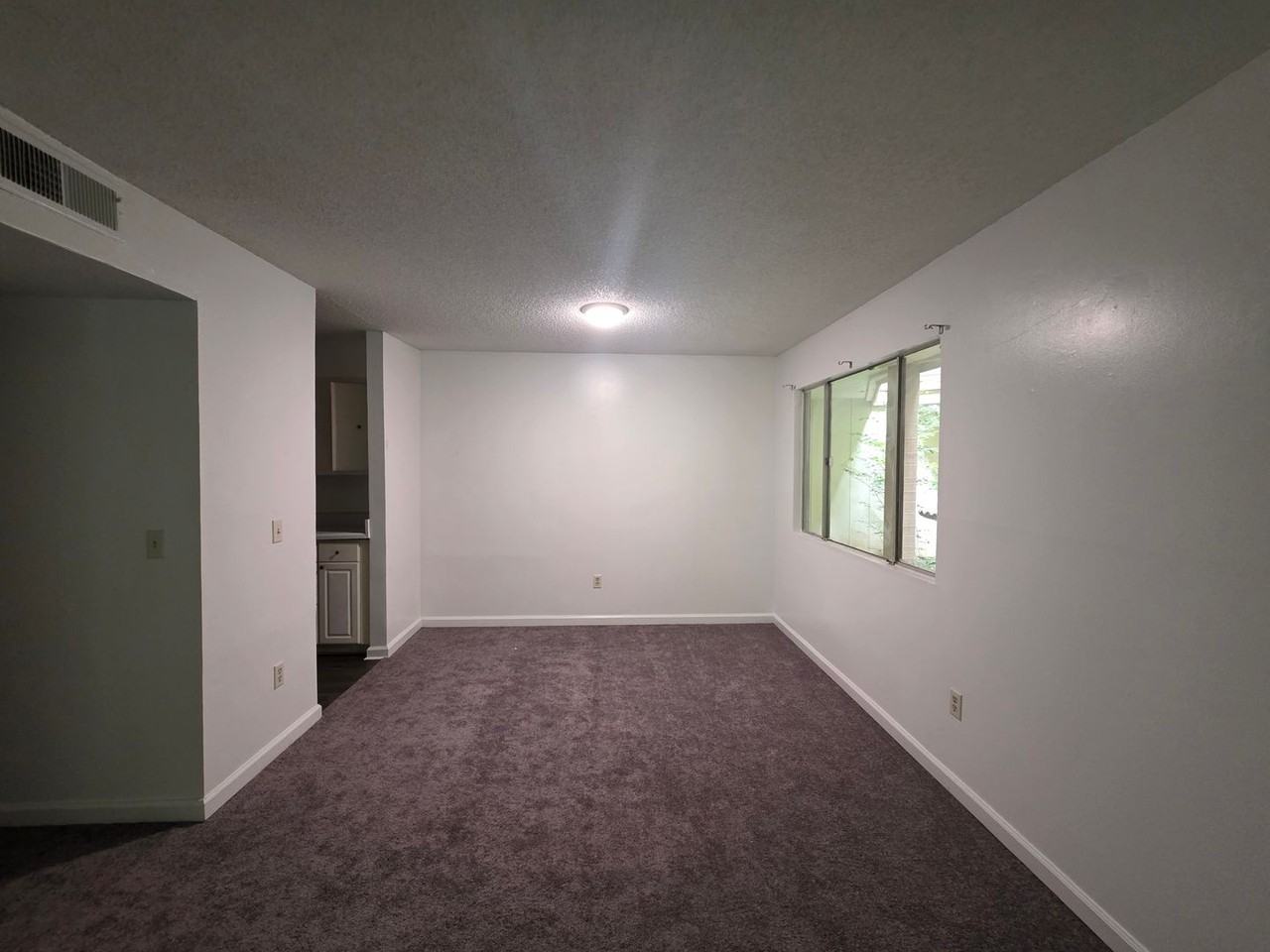 1208 Bush River Rd - Photo 5 of 19