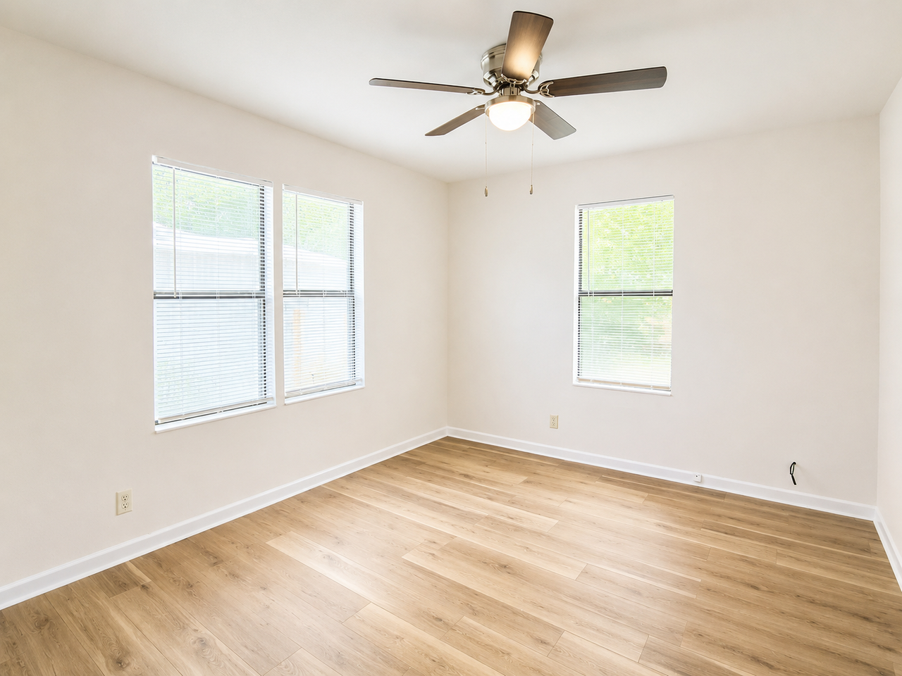 2501 Baylor Ave - Photo 5 of 7