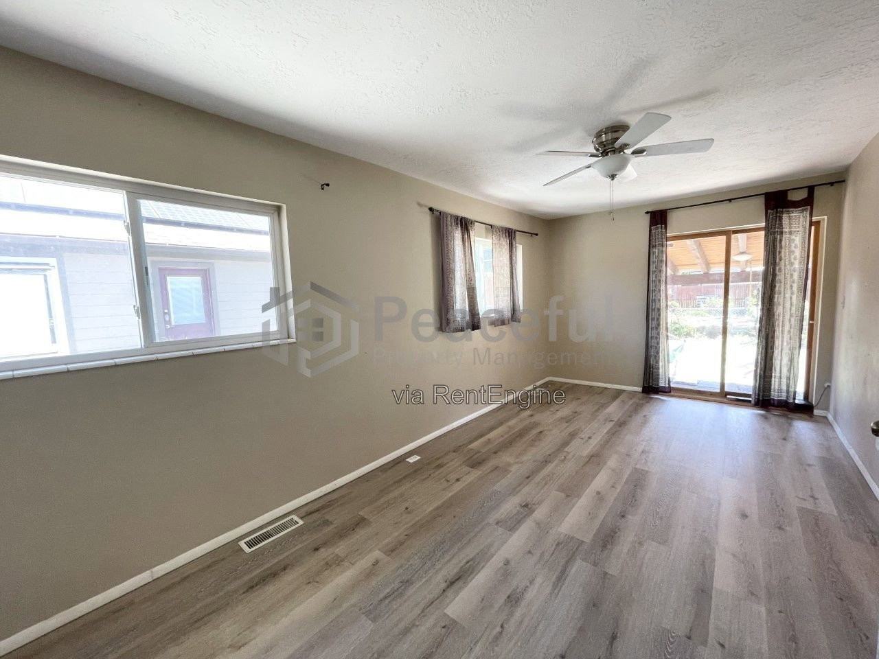 1637 S 800 E - Photo 6 of 12